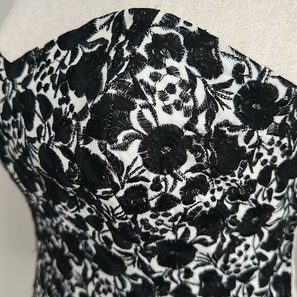 Bonnie Roseman Collection BLT Floral Embroidered Bustier Corset Black/White VTG - Picture 5 of 9